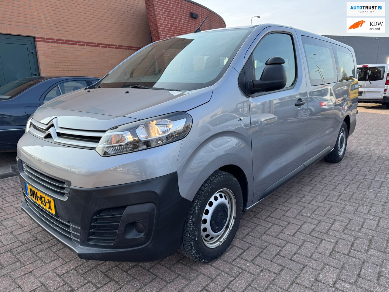 Citroën SpaceTourer - 1.5 BlueHDi 120 XL S&S Business 1.5 BlueHDi 120 XL S&S Business, Marge, Euro 6, L3H1, 8 Pers., Apple Carplay, PDC, - AutoWereld.nl