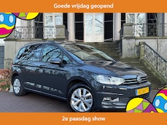 Volkswagen Touran - 1.5 TSI Comfortline Dsg Navi Camera Climate Cruise Ctr Pdc Lmv