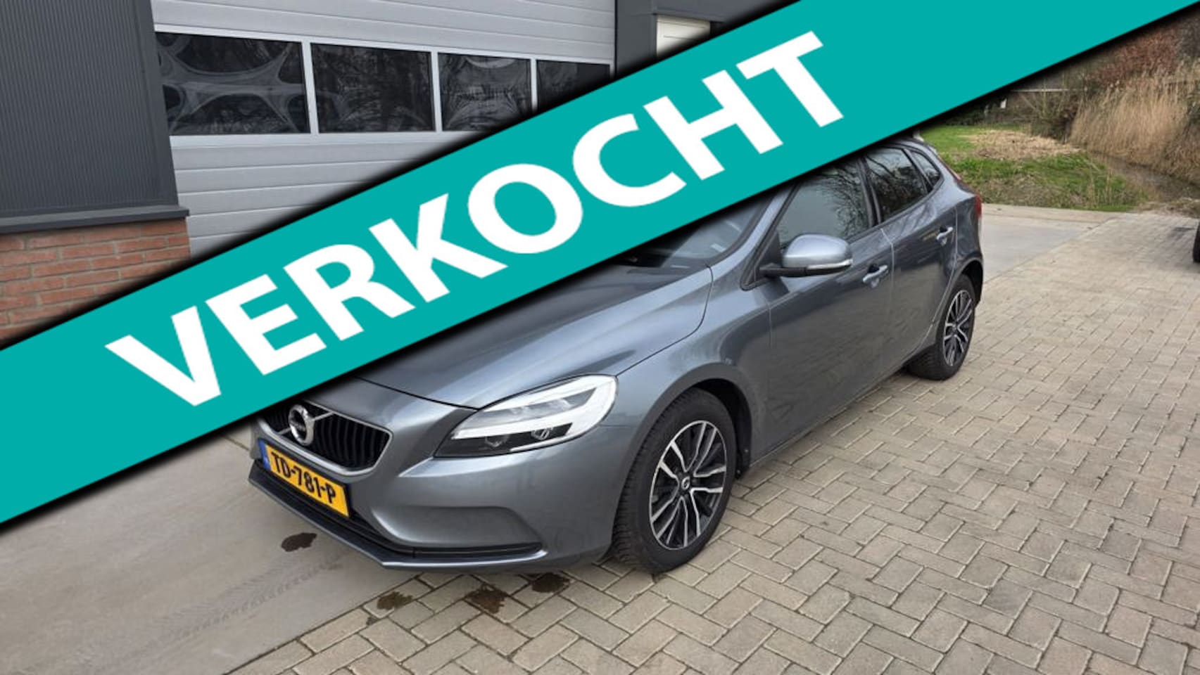 Volvo V40 - 1.5 T2 Edition+ Leder | Automaat | Stoelverwarming | Trekhaak - AutoWereld.nl