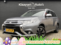 Mitsubishi Outlander - 2.0 PHEV Instyle+ 204 pk 4WD AUT. | navigatie | schuifdak | trekhaak | leder interieur | e