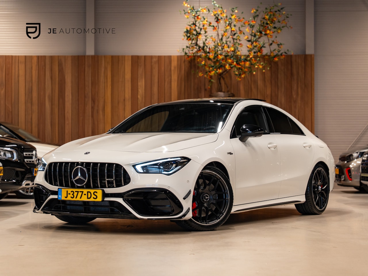 Mercedes-Benz CLA-Klasse - 45 AMG 4MATIC+ 45 AMG 450PK 4MATIC, Pano, Ambiënte Light, Night Pakket, Aero, Widescreen, 360 Camera, Dea - AutoWereld.nl