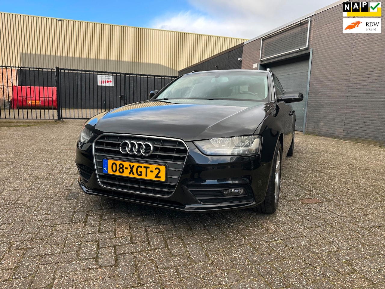 Audi A4 Avant - 1.8 TFSI Pro Line Business Clima Cruise Navi Leer PDC Trekhaak APK NAP. - AutoWereld.nl