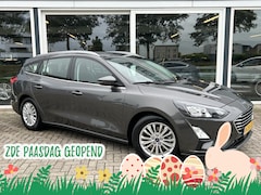 Ford Focus Wagon - 1.0 EcoBoost Titanium Business Trekhaak / Carplay / Clima / Cruise / LMV