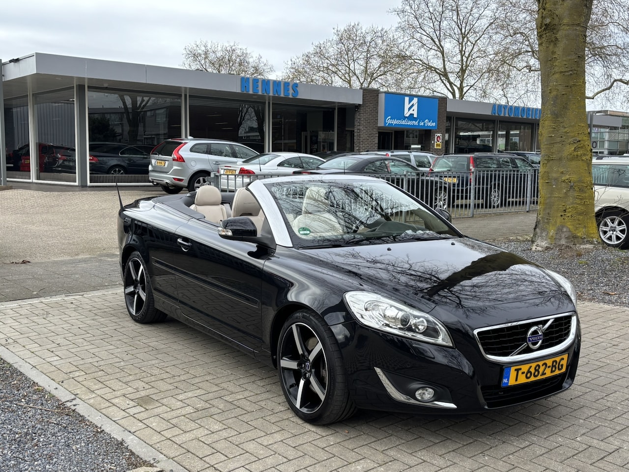 Volvo C70 Convertible - 2.5 T5 Summum Inscription Keyless - AutoWereld.nl