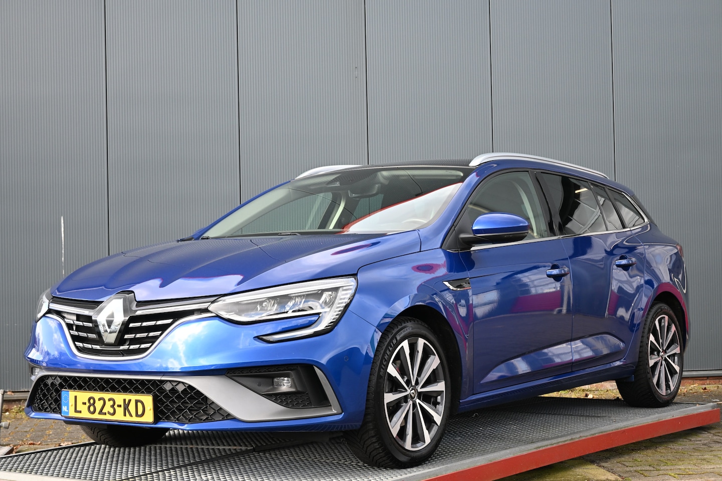 Renault Mégane Estate - 1.3 TCe R.S. Line trekhaak - AutoWereld.nl