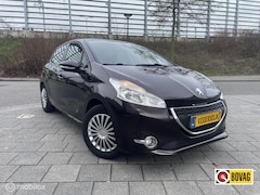 Peugeot 208 - 1.2 VTi Blue Lease Executive | Trekhaak