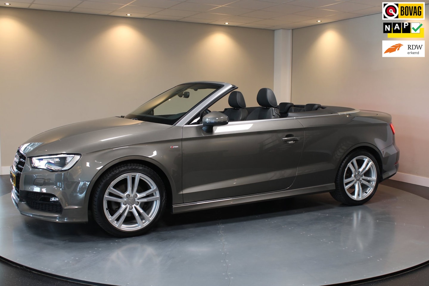 Audi A3 Cabriolet - 1.4 TFSI CoD Ambition Pro Line S *27.000KM!* 3x S-Line|Org.NL|S-Tronic|NAP - AutoWereld.nl