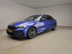 BMW 3-serie - Sedan 330d xDrive | M-Sportpakket | LED | HUD | Schuifdak | Elektr. zetels | Sportstoelen
