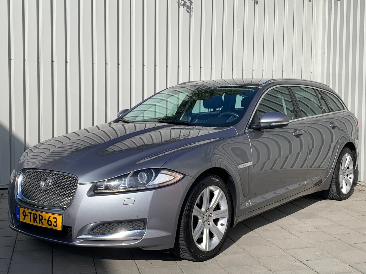 Jaguar XF Sportbrake - 2.2D Business Edition|Automaat|Navigatie|leder| - AutoWereld.nl