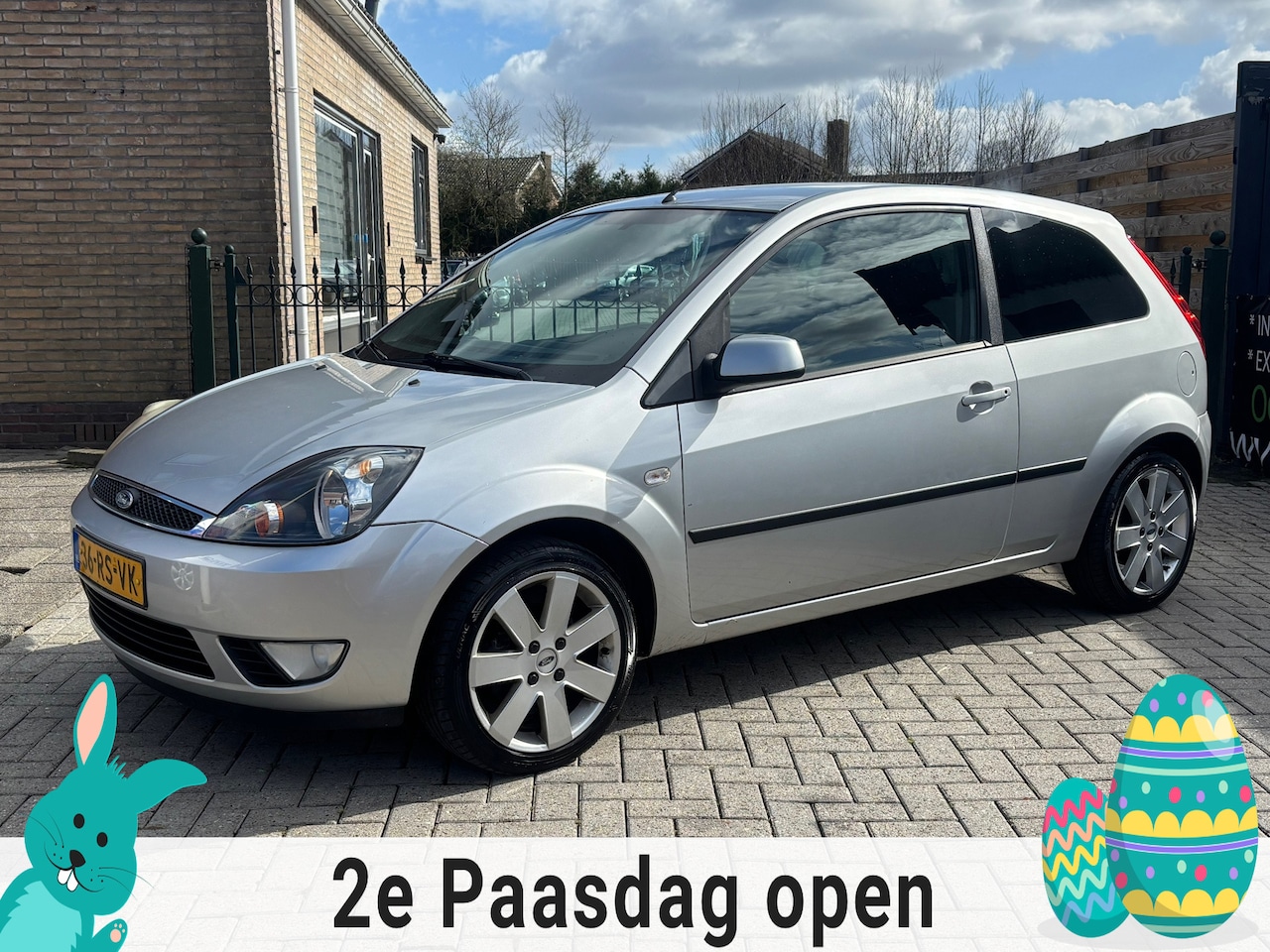 Ford Fiesta - 1.3 Futura | 3drs | airco |trekhaak| facelift | lange apk | top onderhouden - AutoWereld.nl