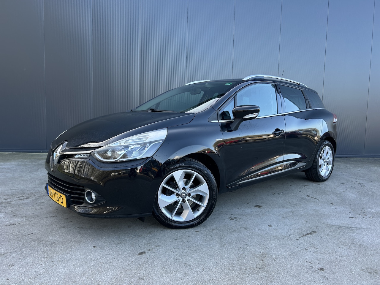 Renault Clio Estate - 0.9 TCe Limited NAVI CRUISE AIRCO TREKHAAK - AutoWereld.nl