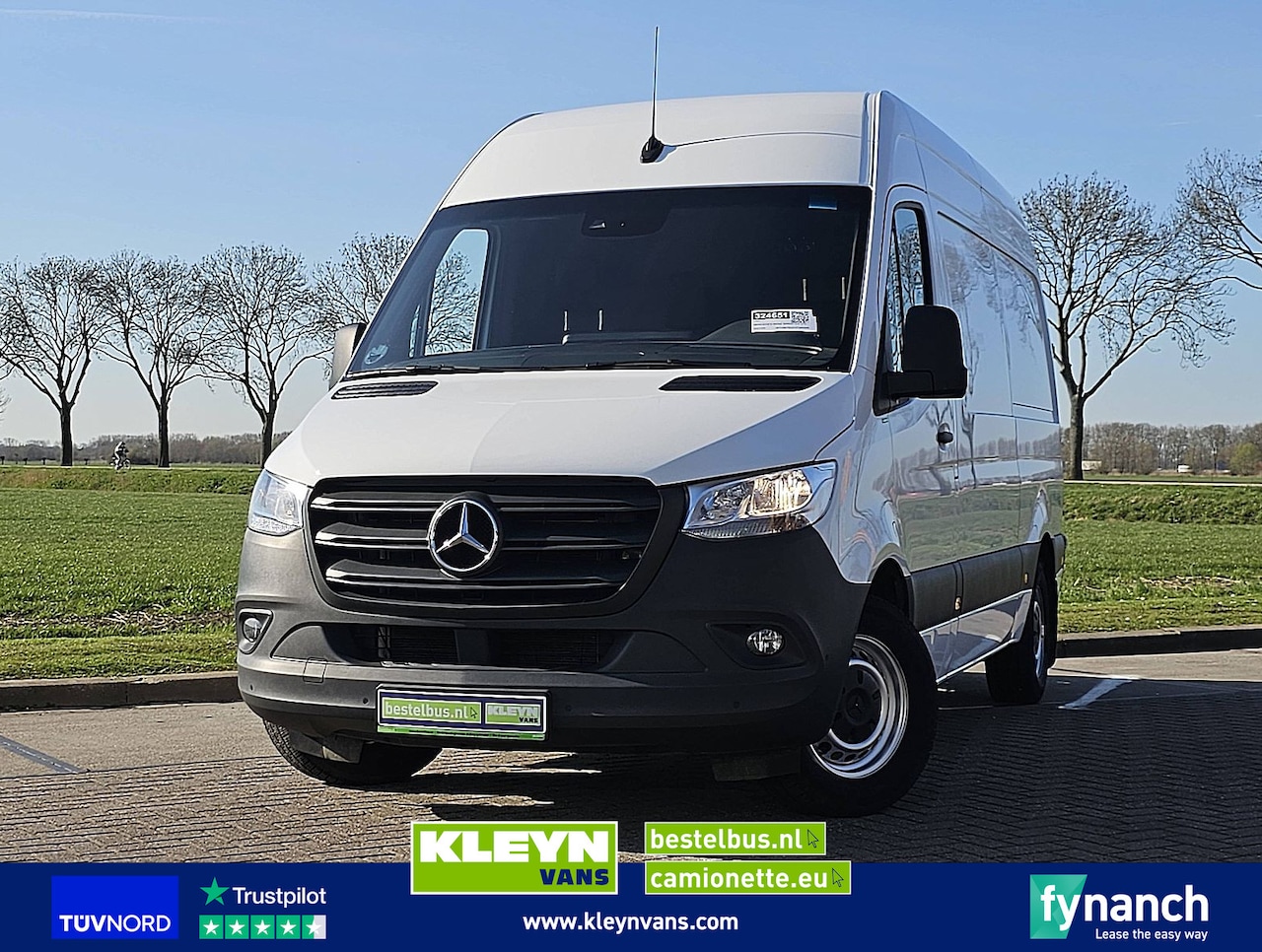 Mercedes-Benz Sprinter - 315 L2H2 Navi ACC - AutoWereld.nl