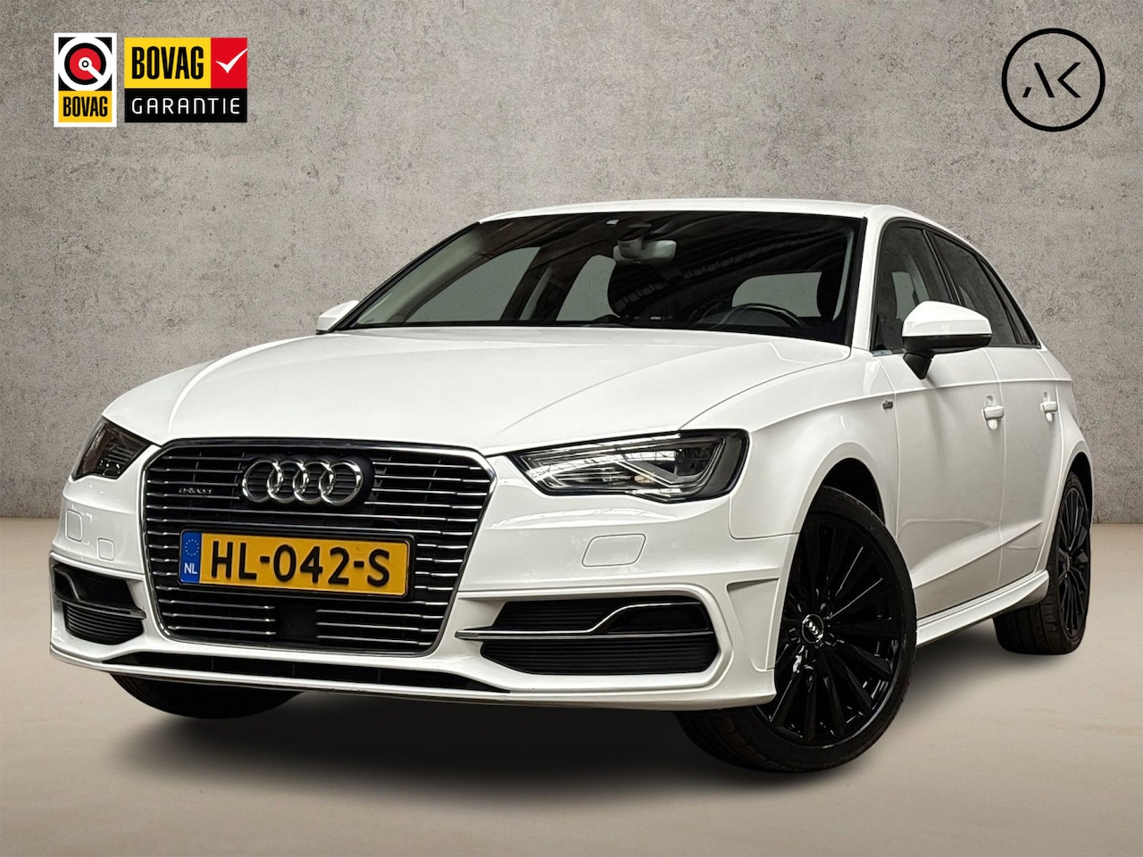 Audi A3 Sportback - 1.4 e-tron PHEV Ambition Sport 204Pk Automaat (NAVIGATIE, CLIMATE, KEYLESS, SPORTSTOELEN, - AutoWereld.nl