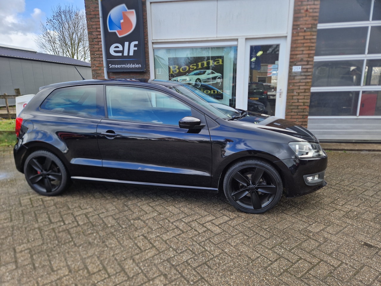Volkswagen Polo - 1.2 TSI "Highline" 105Pk !! Airco - Cruise - Trekhaak - Apk 27-03-2027 !! - AutoWereld.nl