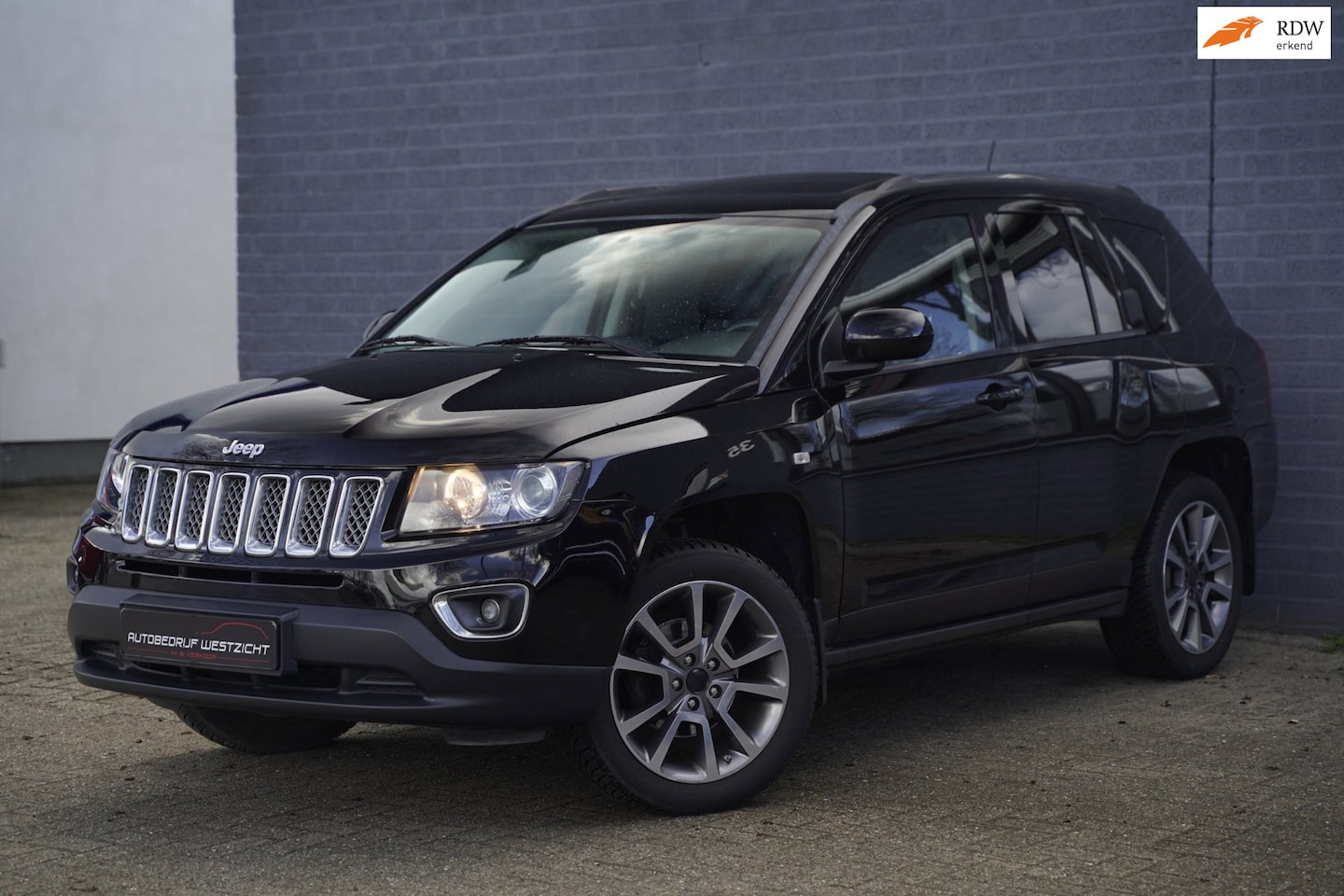 Jeep Compass - 2.4 Limited 4WD 2.4 Limited 4WD, 170PK, Leder, Schuifdak, Navi - AutoWereld.nl