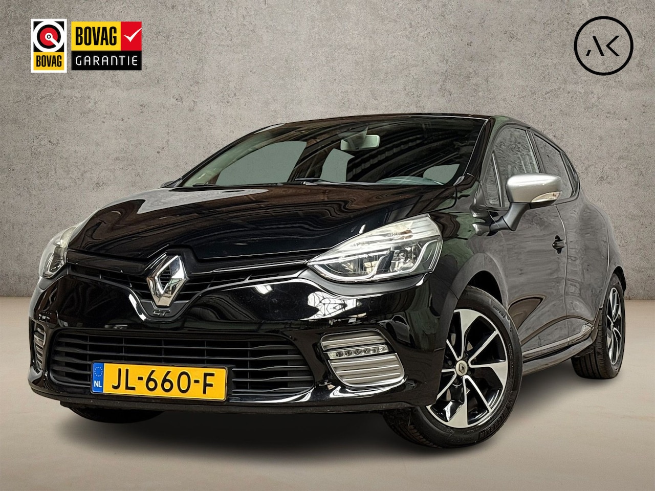 Renault Clio - 1.2 GT Sport 120Pk automaat (NAVIGATIE, CLIMATE, GETINT GLAS, SPORTSTOELEN, LM VELGEN, PAR - AutoWereld.nl