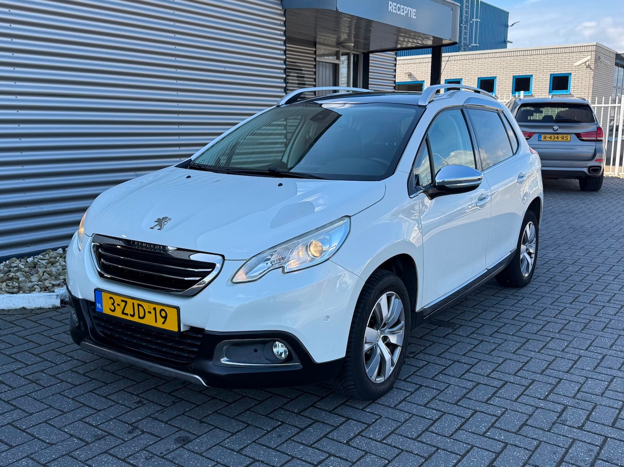 Peugeot 2008 - 1.6 VTi Allure 1.6 VTi Allure - AutoWereld.nl
