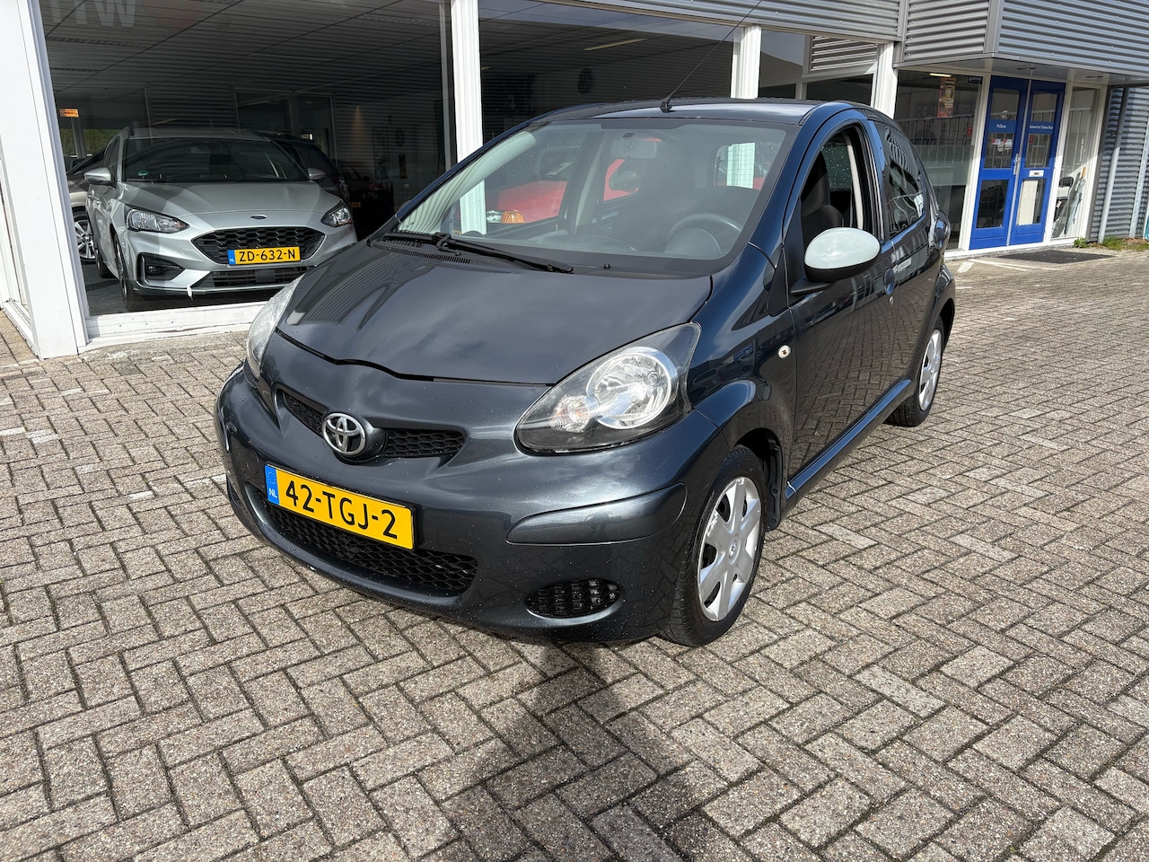 Toyota Aygo - 1.0-12V Now 1.0 12V Now - AutoWereld.nl