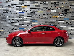 Alfa Romeo GT - 3.2 V6 Distinctive