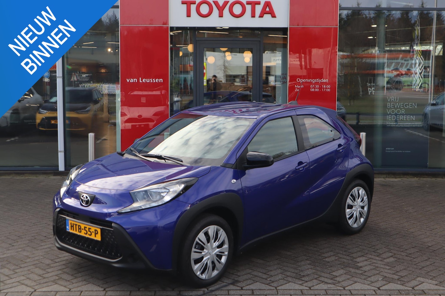Toyota Aygo X - PLAY 5-DEURS 1e EIGENAAR NL-AUTO CAMERA LED APPLE/ANDROID AIRCO ADAP. CRUISE - AutoWereld.nl