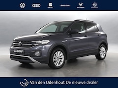 Volkswagen T-Cross - 1.0 TSI 95pk Life / Navigatie / Stoelverwarming / Camera