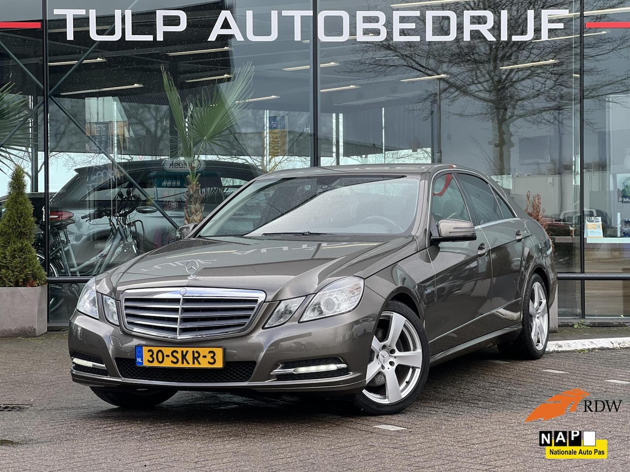 Mercedes-Benz E-klasse - 200 CGI Business Class Leder Nav NLauto NAP - AutoWereld.nl