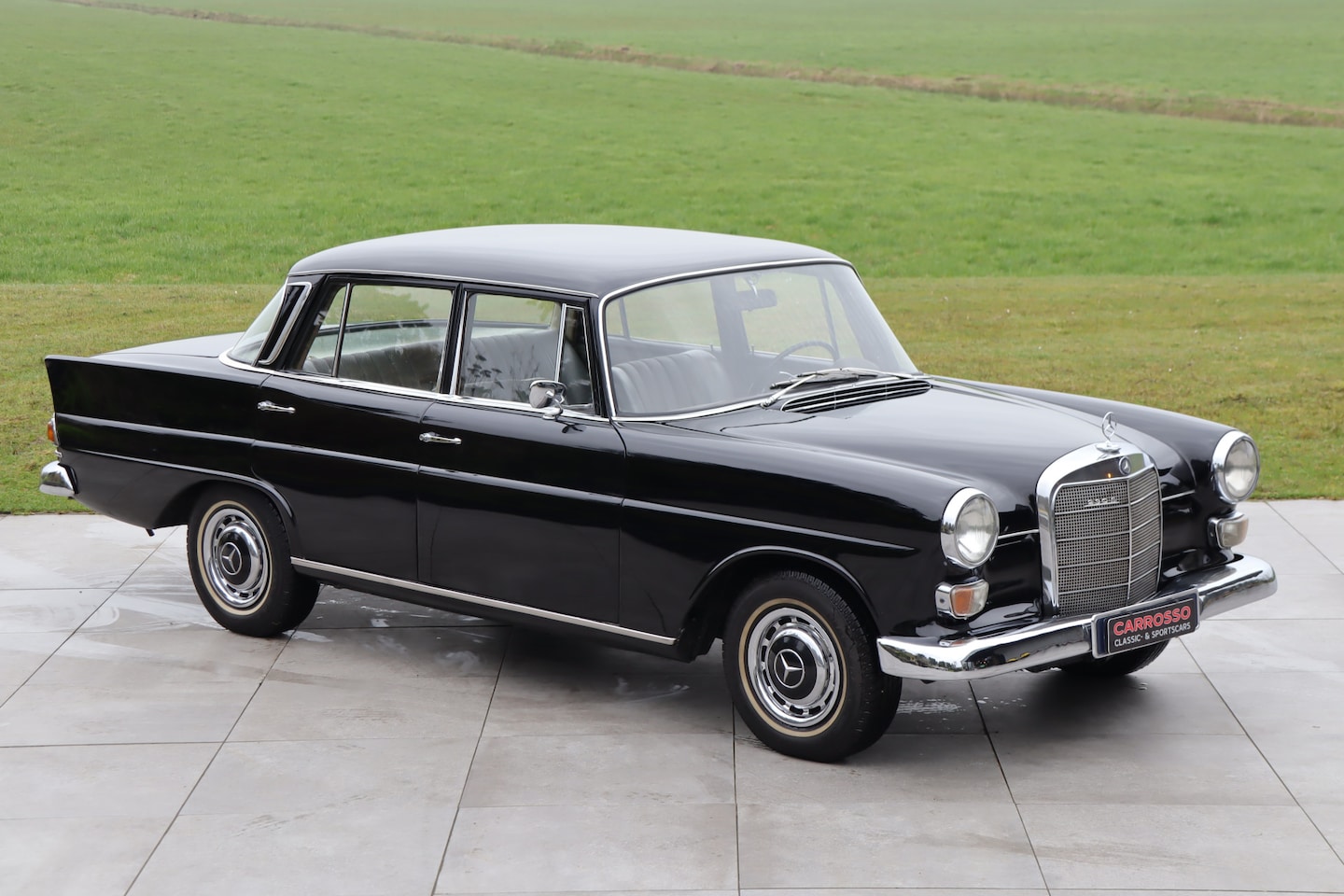 Mercedes-Benz 230 - S W110 "Heckflosse" - Original Dutch Delivered - AutoWereld.nl