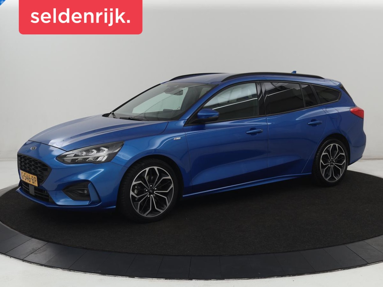 Ford Focus - 1.5 EcoBoost ST Line | Stoelverwarming | Adaptive cruise | Carplay | Navigatie | Dodehoek - AutoWereld.nl