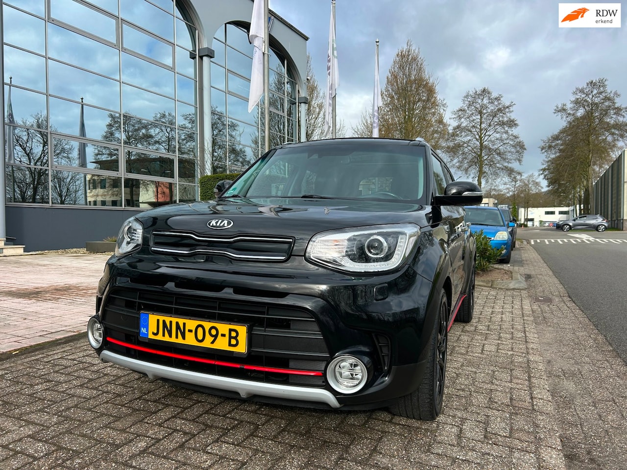 Kia Soul - Automaat/panoramad/half leder int,204 pk - AutoWereld.nl