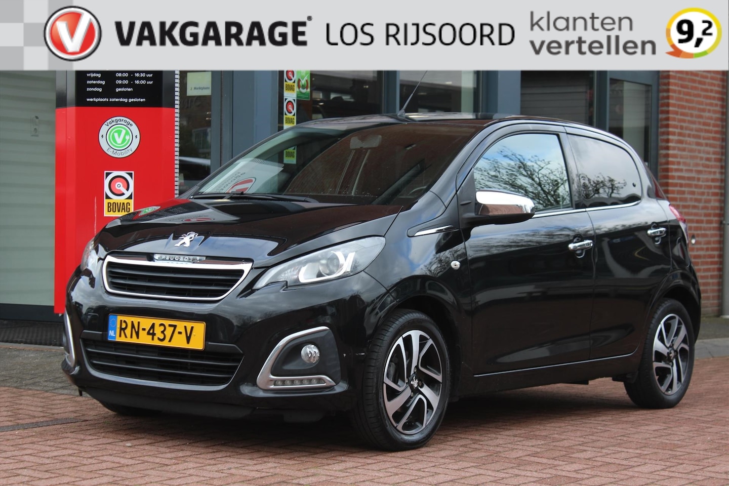 Peugeot 108 - 1.0 e-VTi Aut. *Allure* | Navigatie | Camera | A/C | Climate Control | Privacy | Bluetooth - AutoWereld.nl
