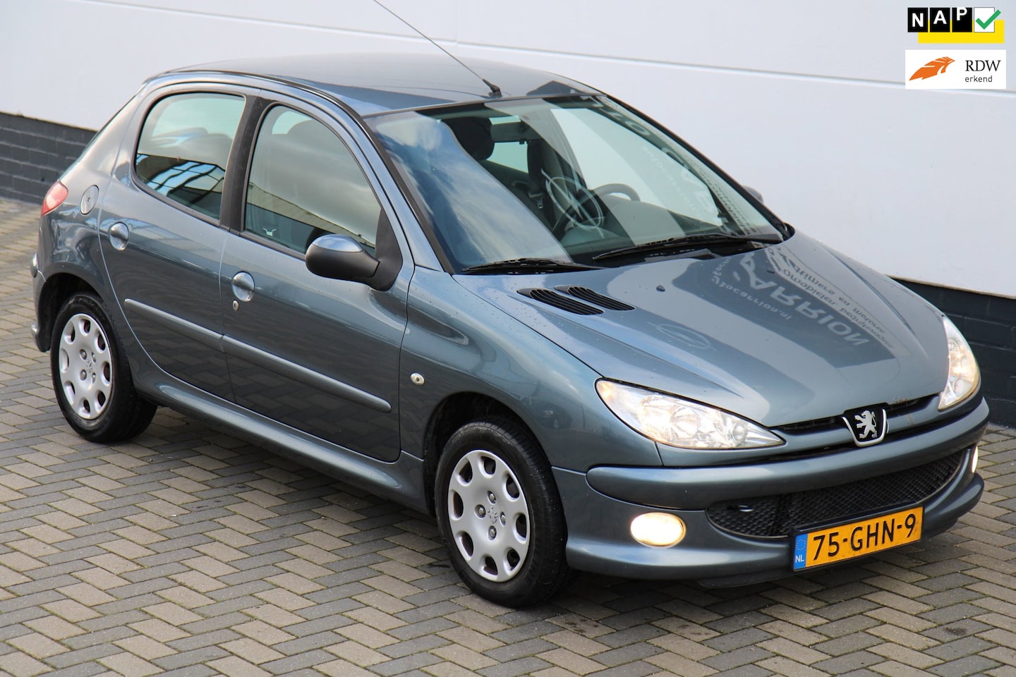 Peugeot 206 - 1.4 Génération 5-Drs Airco 1ste Eig Nieuwe APK !! - AutoWereld.nl