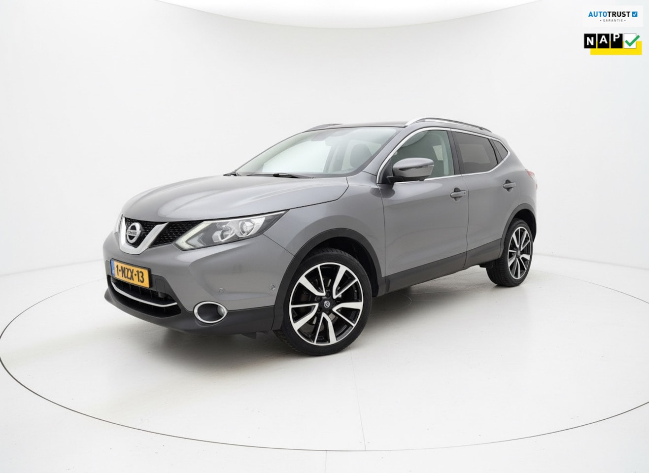 Nissan Qashqai - 1.2 Tekna | Automaat | Leer | A Camera - AutoWereld.nl