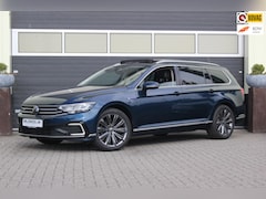 Volkswagen Passat Variant - 1.4 TSI GTE Business | Trekhaak | Schuifdak | Leer