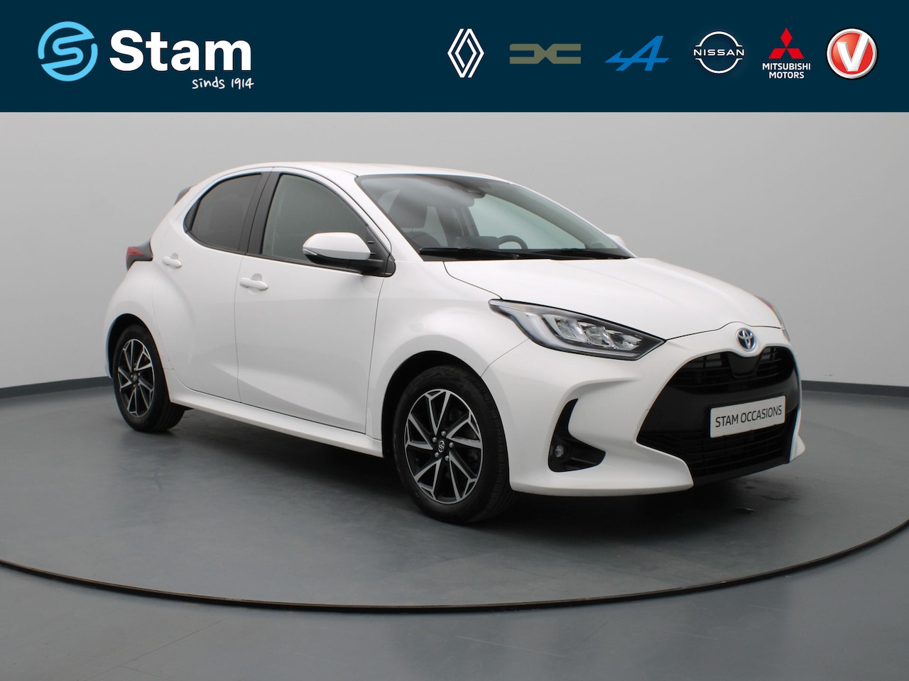 Toyota Yaris - Hybrid Dynamic 115pk Camera | Cruise | Carplay | Stoel-/stuurverw. - AutoWereld.nl