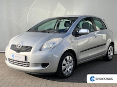 Toyota Yaris - 1.3 VVTi Sol MMT | Uniek | Airco | Automaat | Trekhaak | Radio | Stuurbekrachtiging | Leuk