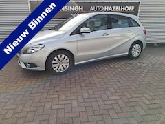 Mercedes-Benz B-klasse - 180 Prestige Automaat Schuifdak en slechts 106.198 km | Clima | LM Velgen | Zomer en winte