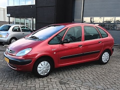 Citroën Xsara Picasso - 1.8i-16V Différence