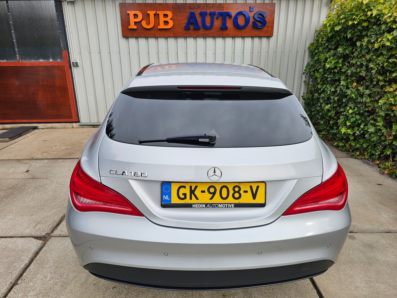 Mercedes-Benz CLA-klasse Shooting Brake - 180 Ambition Dealer onderhouden!