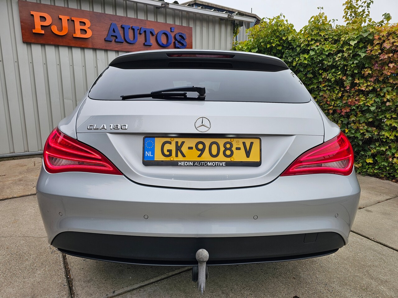 Mercedes-Benz CLA-klasse Shooting Brake - 180 Ambition Dealer onderhouden!