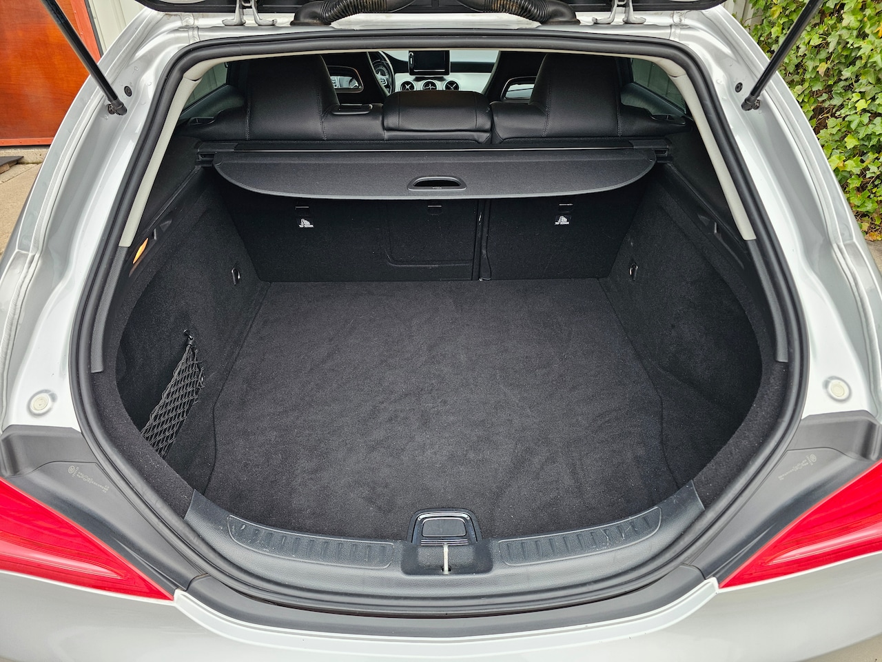 Mercedes-Benz CLA-klasse Shooting Brake - 180 Ambition Dealer onderhouden!