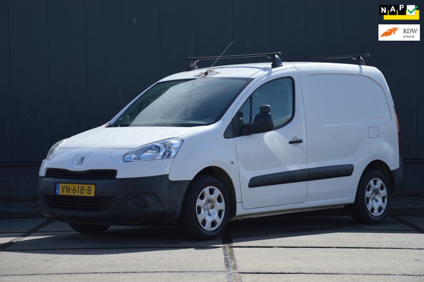 Peugeot Partner - 120 1.6 HDI L1 XT 55KW Euro 5 Airco Schuifdeur - AutoWereld.nl