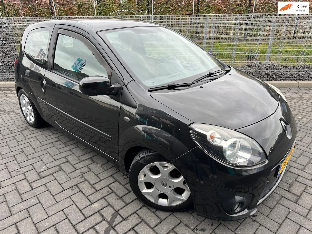 Renault Twingo - 1.2-16V Dynamique / Airco / Cruise / NAP / Riem v.v. / LM - AutoWereld.nl