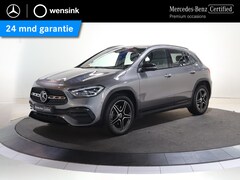 Mercedes-Benz GLA-Klasse - 250 e AMG Line | Night | Panoramadak | Apple Carplay | Distronic | Dodehoek assistent | Mu