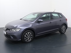 Volkswagen Polo - 1.0 TSI Life | 95 PK | Adaptive cruise control | Apple Carplay/Android Auto | Parkeersenso