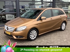 Mercedes-Benz B-klasse - 180 automaat, achteruitrijcamera, cruise,