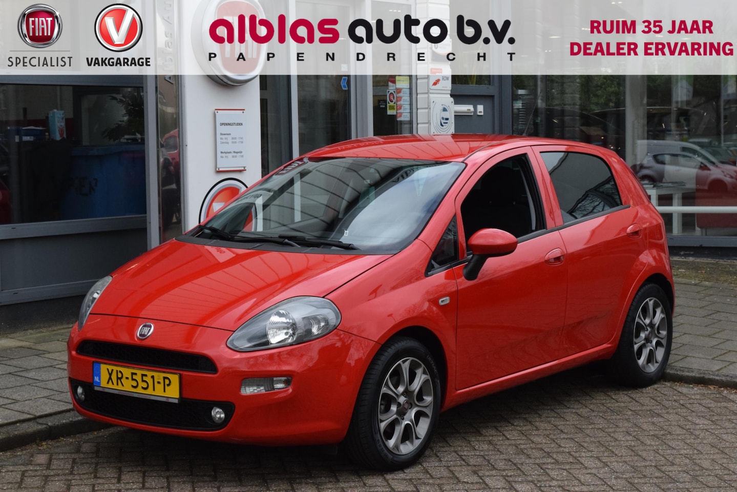 Fiat Punto - 100pk Sempre|Orig.NL|1e eig.|Dealero.h.|Trekhaak - AutoWereld.nl