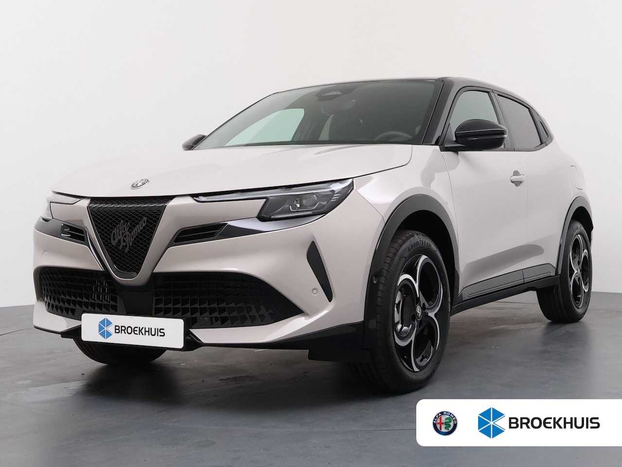 Alfa Romeo Junior - Ibrida Automaat - AutoWereld.nl