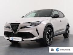 Alfa Romeo Junior - Ibrida Automaat