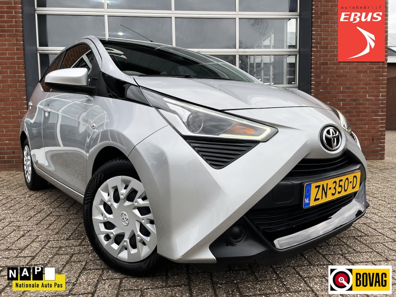 Toyota Aygo - 1.0 VVT-i x-play limited 1.0 VVT-i x-play limited - AutoWereld.nl