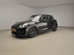 MINI Cooper - 5-deurs PDC / LED / Cruise / ISOFIX / Navigatie / Alu wielen 16 inch black